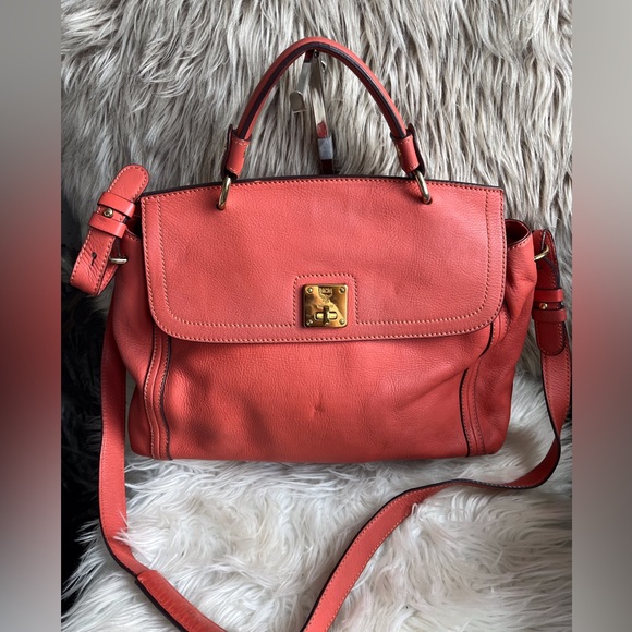 Mcm two way satchel - Picture 1 of 13